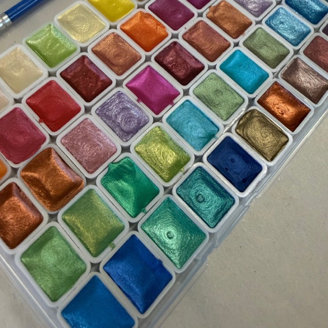 The paint set in a past Offline Box